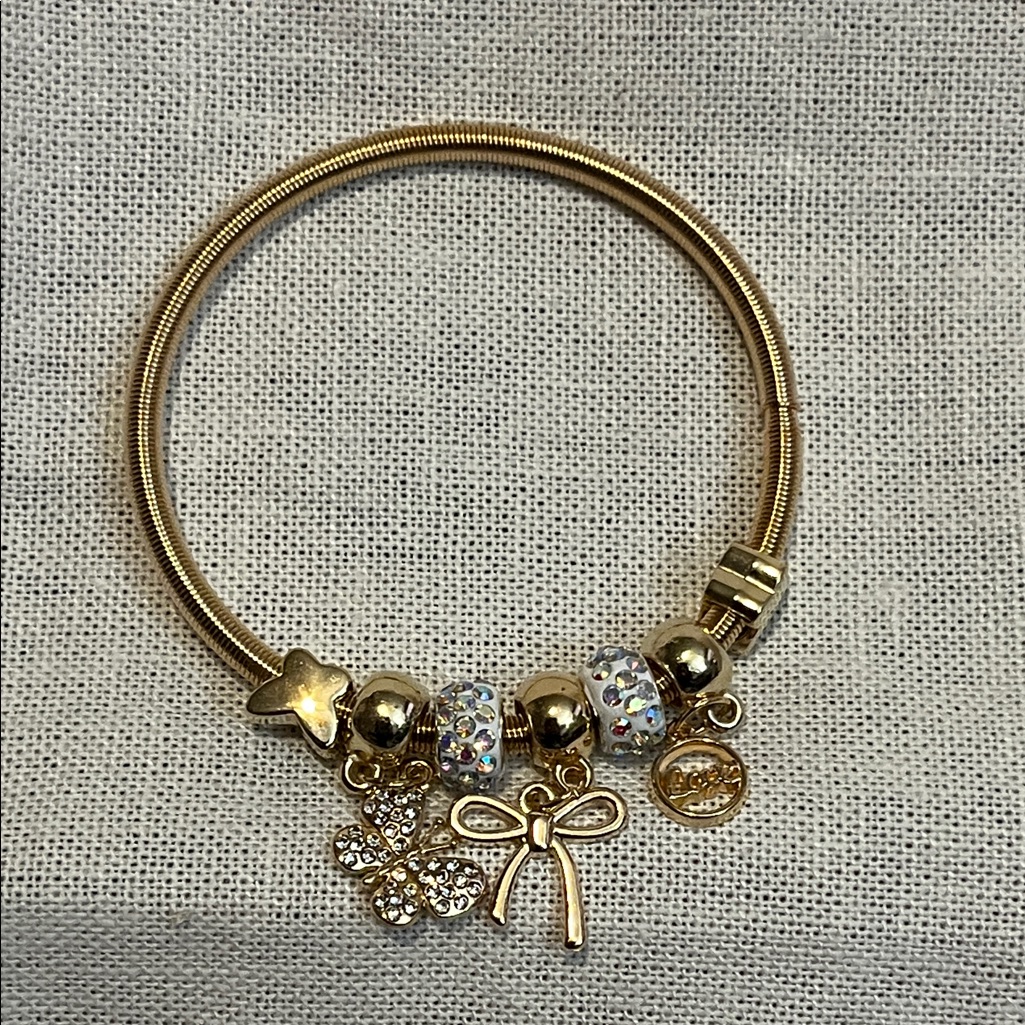 Chic Gold Charm Bracelet With Crystal Accents